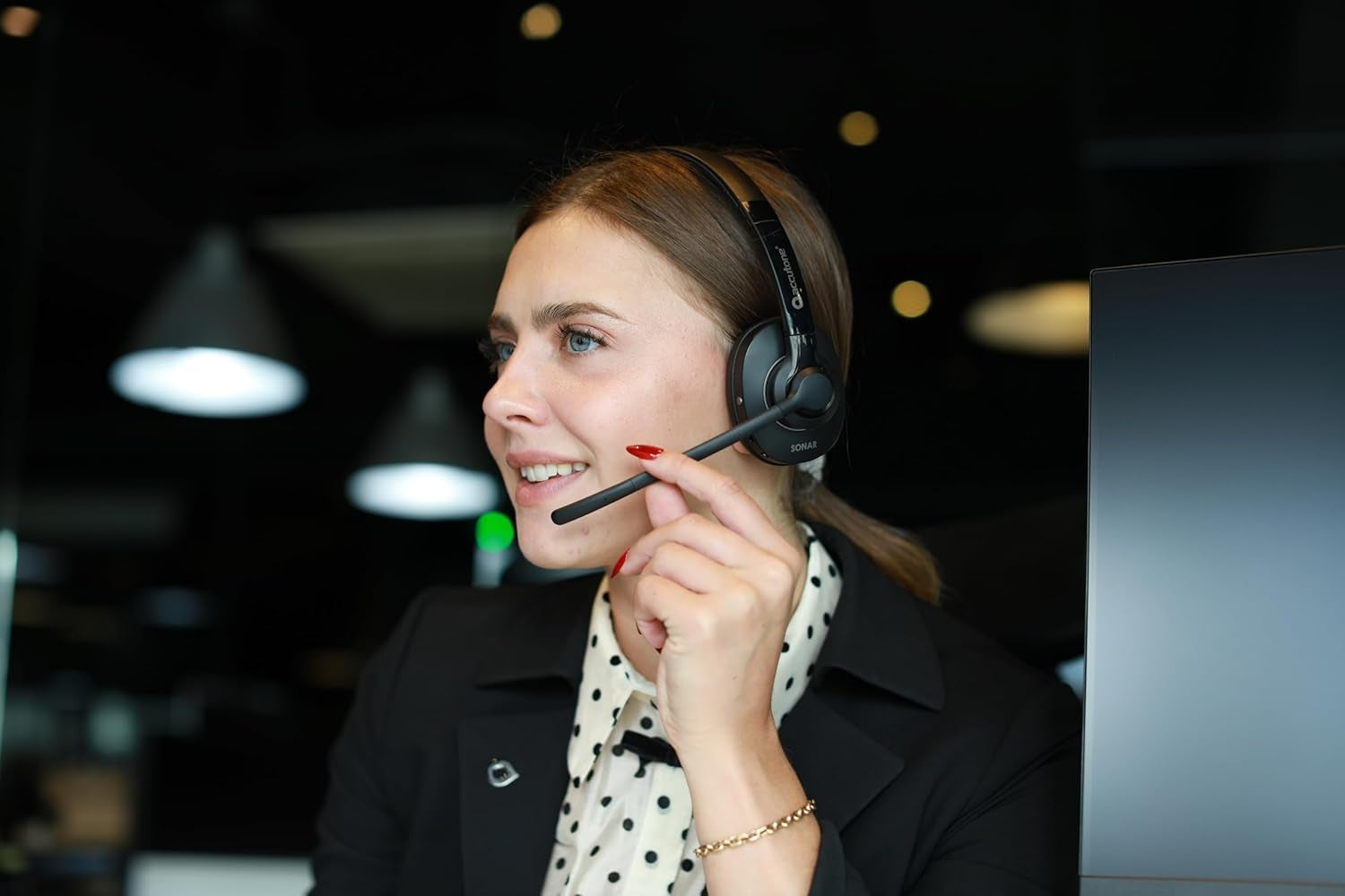 Accutone Sonar 60 Dual Bluetooth & USB trådbundet headset med brusreducerande mikrofon, lång batteritid för PC/Mac och telefoner