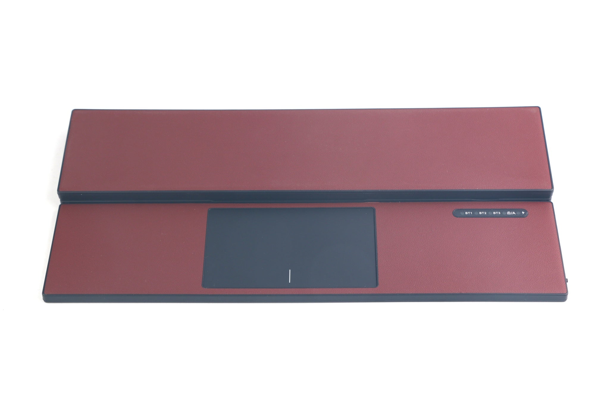 NÖRDIC vikbart Bluetooth-tangentbord med touchpad för iOS, Android, Windows, laptop, PC, surfplatta och smartphone, US-layout